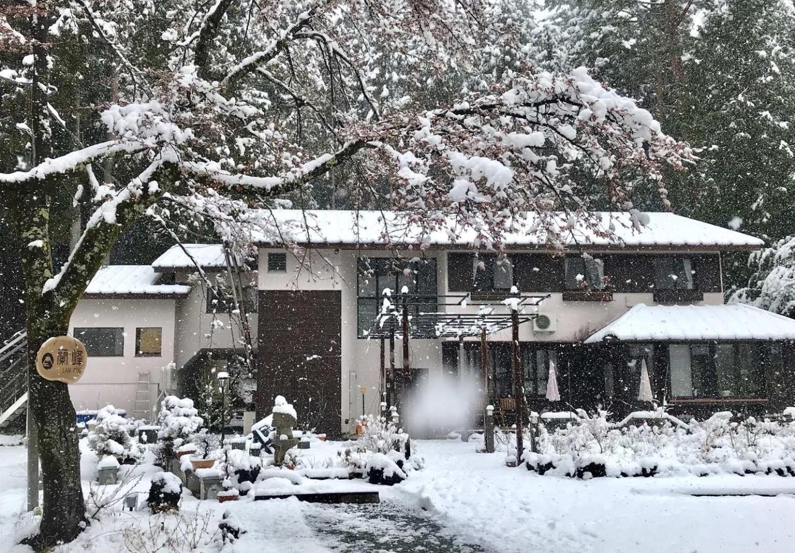 Pension Lanpou Fujikawaguchiko Extérieur photo