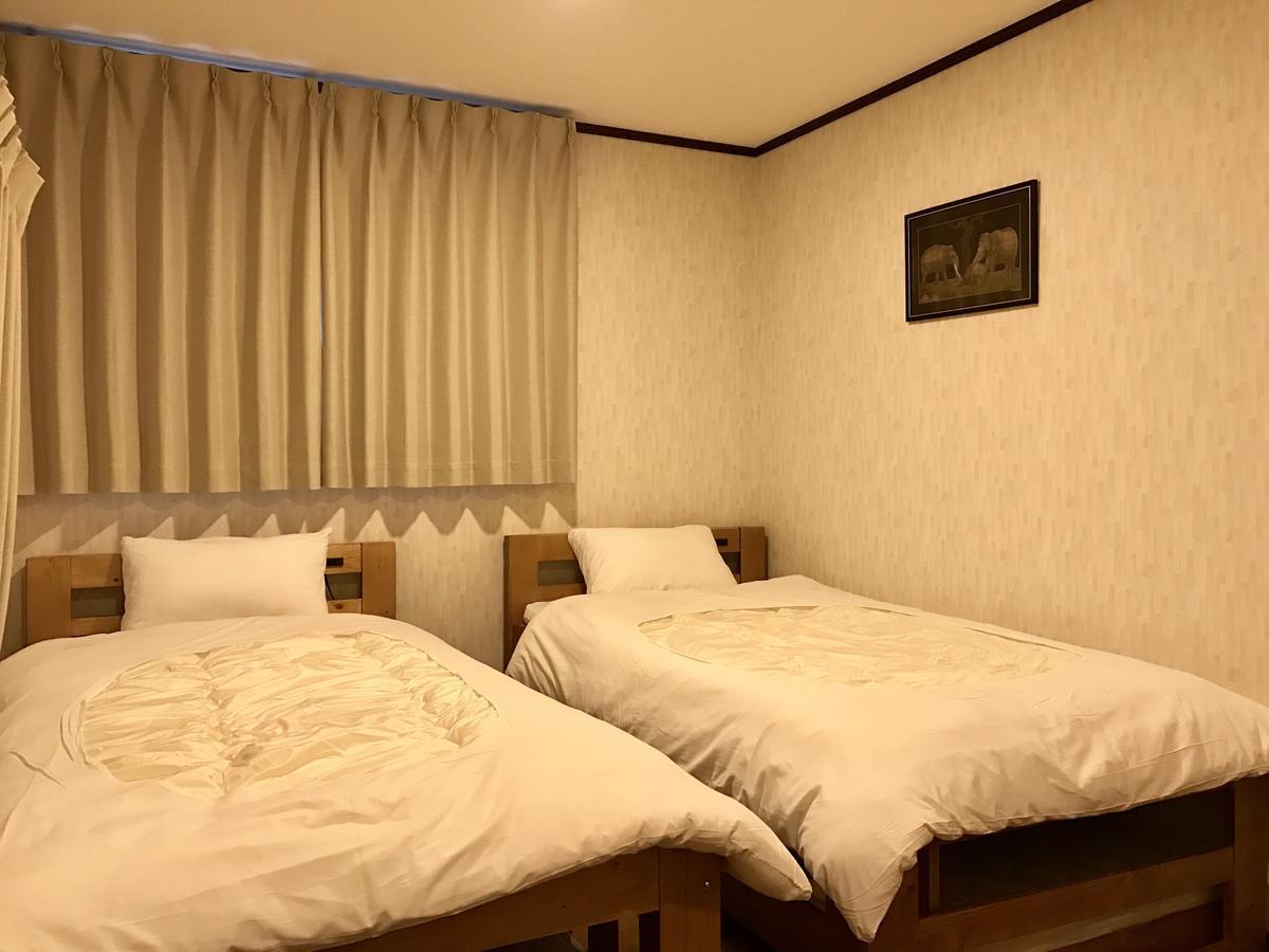 Pension Lanpou Fujikawaguchiko Extérieur photo